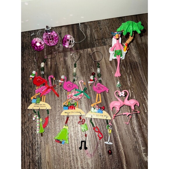 Kitschy flamingo Christmas holiday decor ornaments bundle lot - Picture 7 of 8